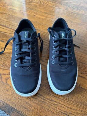 allbirds Men’s Black Canvas Low-Top Sneakers with White Sole